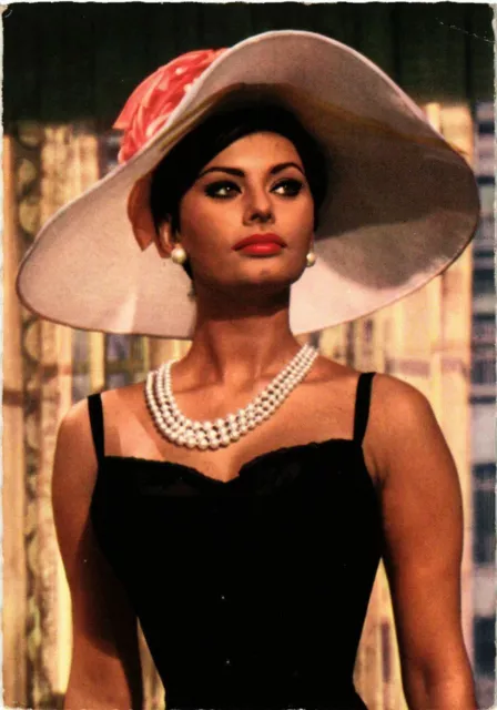 CPA AK Sophia Loren ARTISTE CINEMA FILM (320912)