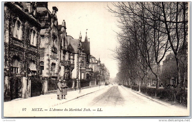 57 METZ - L'avenue du marechal Foch