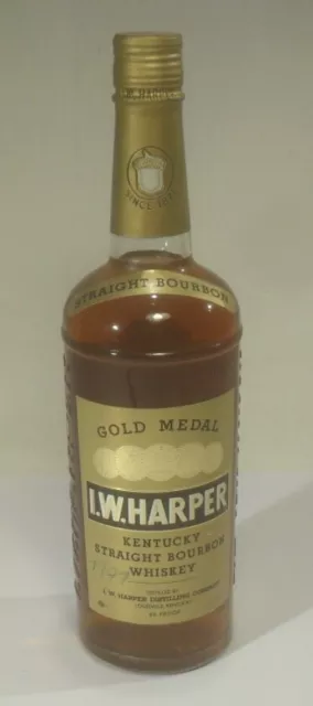 vintage 1971 I.W. HARPER Kentucky Straight Bourbon Whiskey GOLD MEDAL Whisky 43%