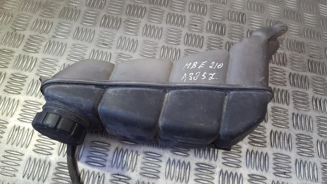 FOR Mercedes-Benz E-CLASS Depósito del refrigerante 2105000549 P ES411602-59
