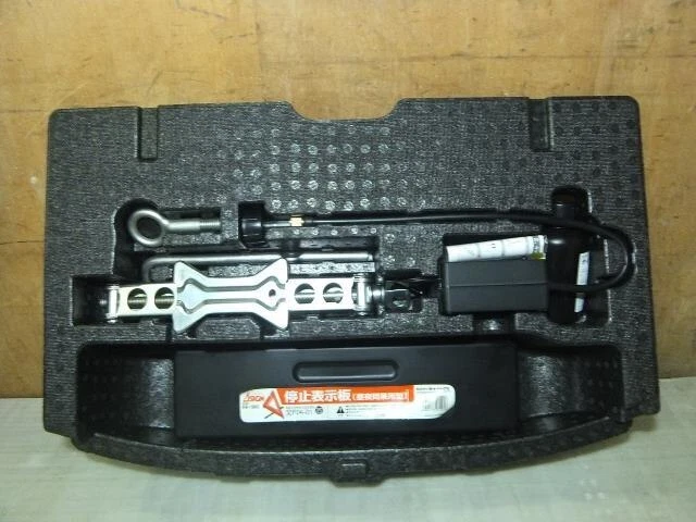 HONDA N BOX 2015 DBA-JF1 Toolkit 89310S5A013 [Usato] [PA87844565]