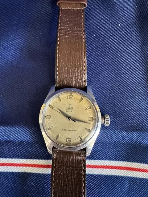 Tudor oyster sales royal 7903