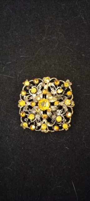 Beautiful Antique CZECH Gold Tone Brooch With Amber Crystals