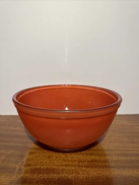 JAJ Pyrex Red sprayware mixing bowl 3-pint No 302 dia 8¾in c1950s