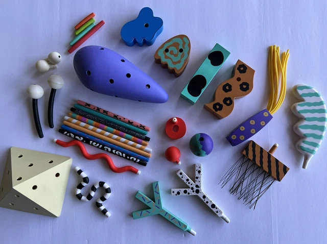 ZoLO Higashi Glaser Design Sculpture Puzzle Toy 32 Pc Building Block Set ZoLO Higashi Glaser Design Sculpture Puzzle Toy 32 Pc Building Block Set