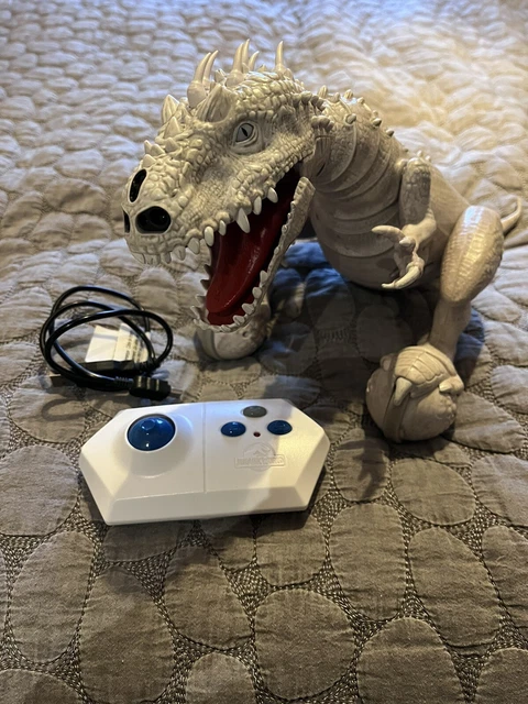JURASSIC WORLD ZOOMER Dino Indominus Rex Robot Dinosaur
