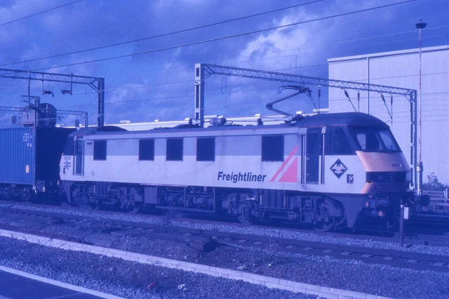 35MM RAILWAY SLIDE: CLASS 90: 90042 £2.00 - PicClick UK