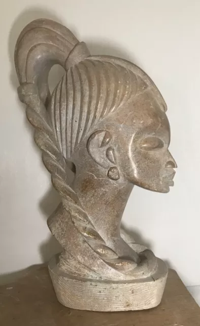 STATUE Sculpture Tête De Femme Africaine En PIERRE Beige, XXème, Signé - 31 cm