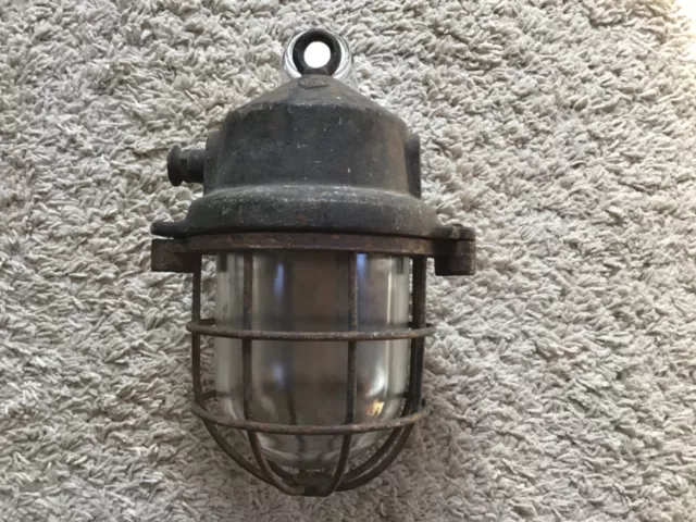 Bunkerlampe ZgrA u. B Industrieleuchte  Ex-Lampe Loftlampe Gitterlampe