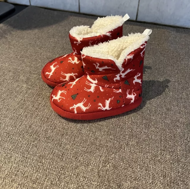 Primark christmas slippers deals