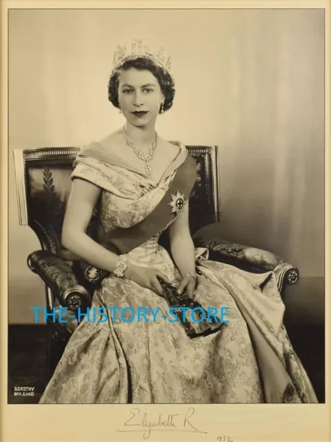 Queen Elizabeth II of the United Kingdom - signed 10x8 Photograph Print Majesty