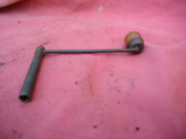 Clé Manivelle Comtoise N°13 – Carré 5 Mm – Fabriquée Artisanale En France