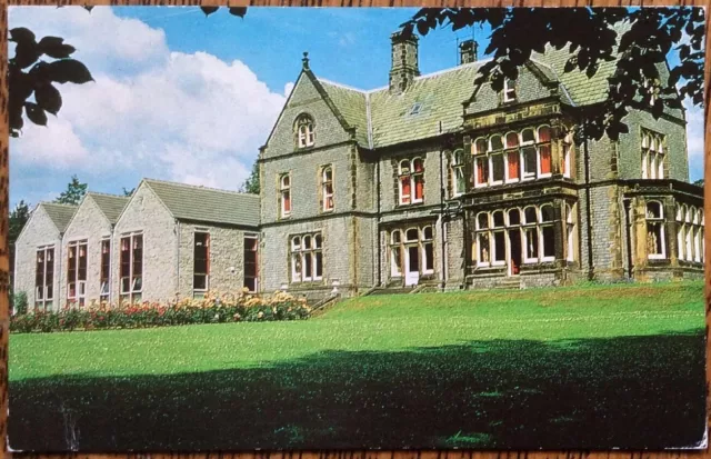 Castleton 1977 Peak National Park Study Centre Derbyshire Vintage Postcard