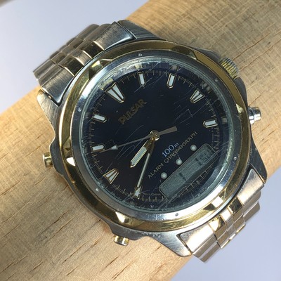 pulsar quartz alarm chronograph