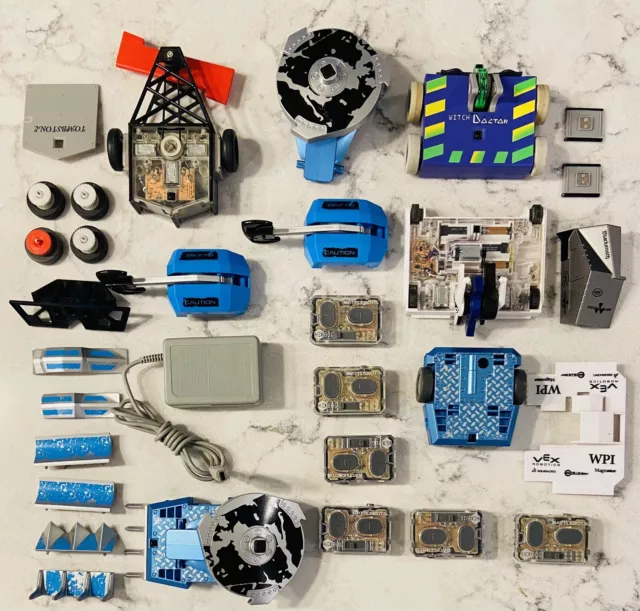 Huge HEXBUG Battlebots Lot w/ Remotes & Accessories (Untested)