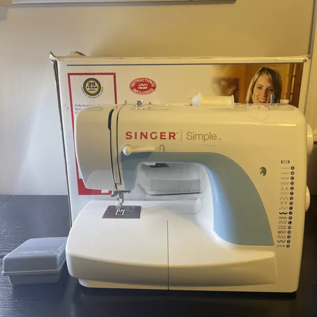 Singer Simple 3116 Electric Sewing Machine no Power, Pedal or Accessories