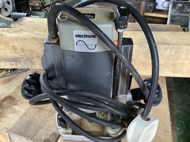 ELU 1/4” ROUTER , 240V £84.00 - PicClick UK