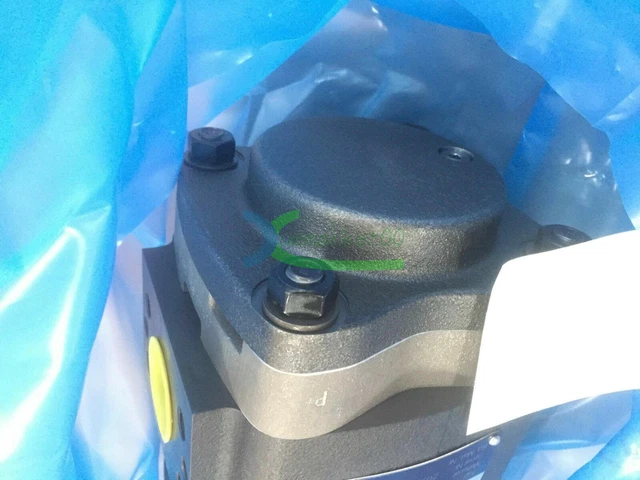 ONE NEW Voith IPVP 6-80-101 Gear Pump IPVP6-80-101