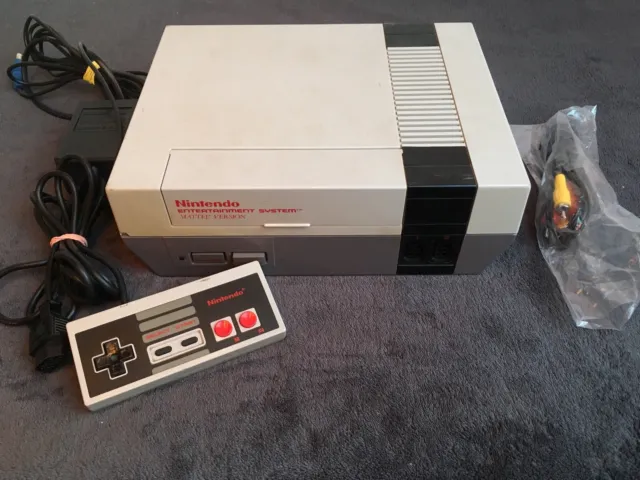 Console Nintendo NES RCA en Trés Bon état, Connecteur neuf 2