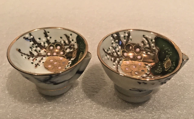 2 Vintage Small Chinese Cups / Bowls - Hand Painted Porcelain - With Makers Mark