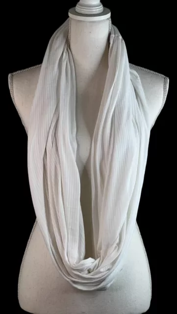 NIKE Golf Infinity Lightweight White Golf Sports Neck Scarf One Size