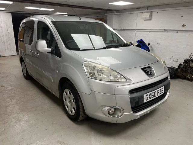 SOLD SUBJECT TO COLLECT HORIZON STYLE DISABLED ACCESS VEHICLE 1.6 hdi berlingo