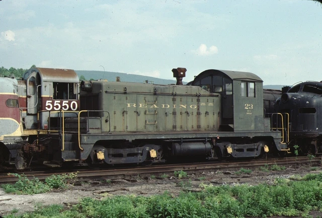 Reading Railroad EMD SW1 Kodachrome Original Kodak Slide