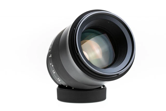 Carl Zeiss f. Nikon F 100/2 Milvus ZF2 Makro Planar T* // 33673,5 3