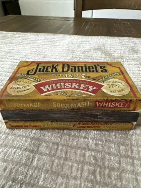 Vtg Jack Daniels Whiskey Old No 7 Tin Metal Matchbox & Cover Sleeve 2