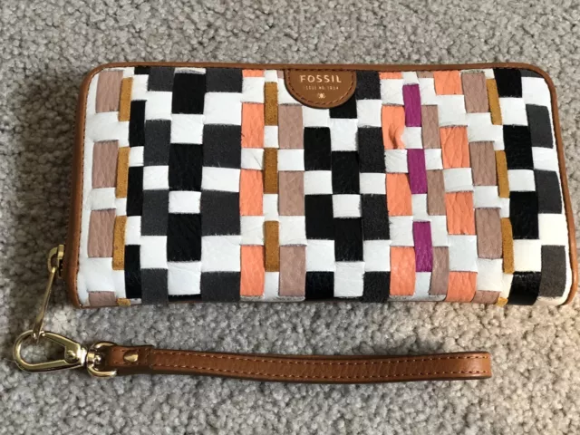 New Fossil Clutch Multi Color Brown Leather  Wallet Wristlet Strap