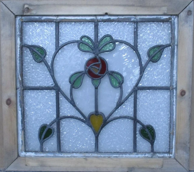 OLD ENGLISH LEADED STAINED GLASS WINDOW Floral Heart 23" x 21"