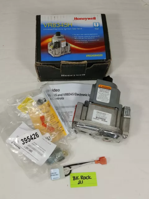 Honeywell Dual Direct Ignition/Intermittent Pilot Gas Valve Vr8345H4555