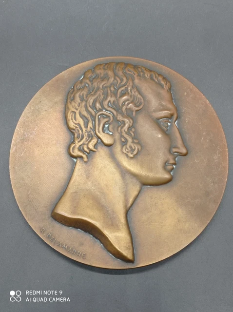Médaille En Bronze - Pharmaceutique Laboratoire Monot 1969 - Signée Baron