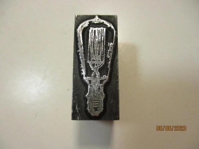Printing Letterpress Printers Type Block Vintage Light Bulb Print Cut