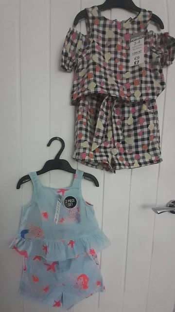 2 X Girls PEP&CO Shorts & Tops Sleeveless Summer Sets/Outfits.  Age 3-4 Years.