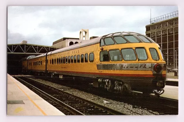 1960'S. Chicago, Milwaukee, St. Paul & Pacific R.r Train No.3. Postcard. Jb7