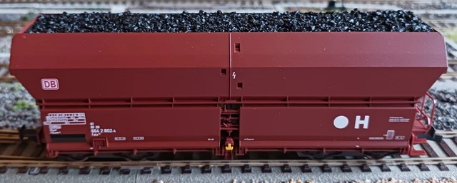SELBSTENTLADEWAGEN FALS 183 der DB-AG, Roco, # 66193.2 mit Kohleladung ...