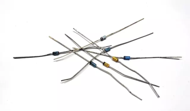 Lot de 6 Diode Zener BZX55C 3.3V à 12V