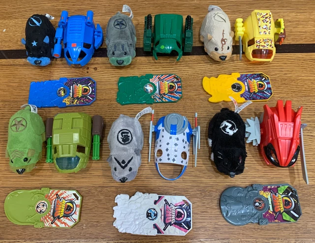2010 Cepia KUNG Zhu Zhu Pet Battle Hamster Lot Of 6 + 6 Accessories