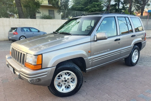 Jeep Grand Cherokee LIMITED 2.5 TD Anno 1998 motore VM Jeep Grand Cherokee LIMITED 2.5 TD Anno 1998 motore VM
