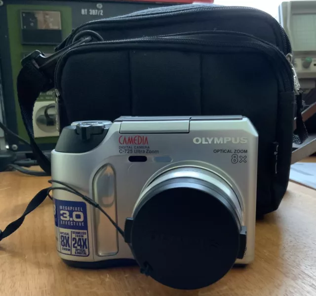 Olympus digital Kamera C-725 Ultra Zoom