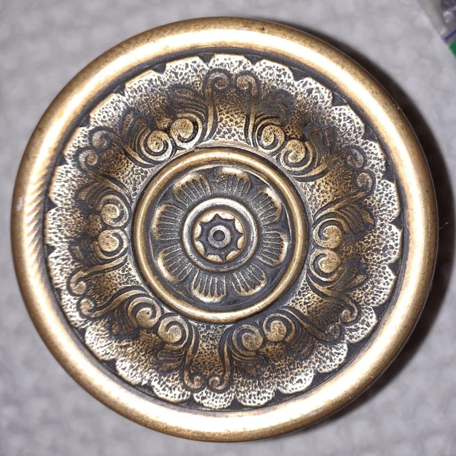 4 Lrg Antique Victorian Brass Curtain Drapery Tie Holdback Knobs Medallion 4 In 4