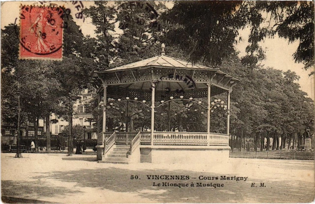 CPA AK Vincennes Cours Marigny, Le Kiosque a Musique FRANCE (1283257)