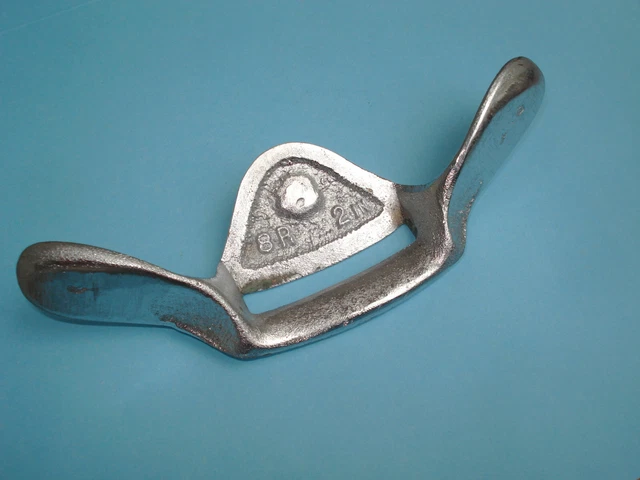 Vtg Unusual Tool Spoke Shave Draw Knife Tool Shiny Metal Marked 8R & 2 in