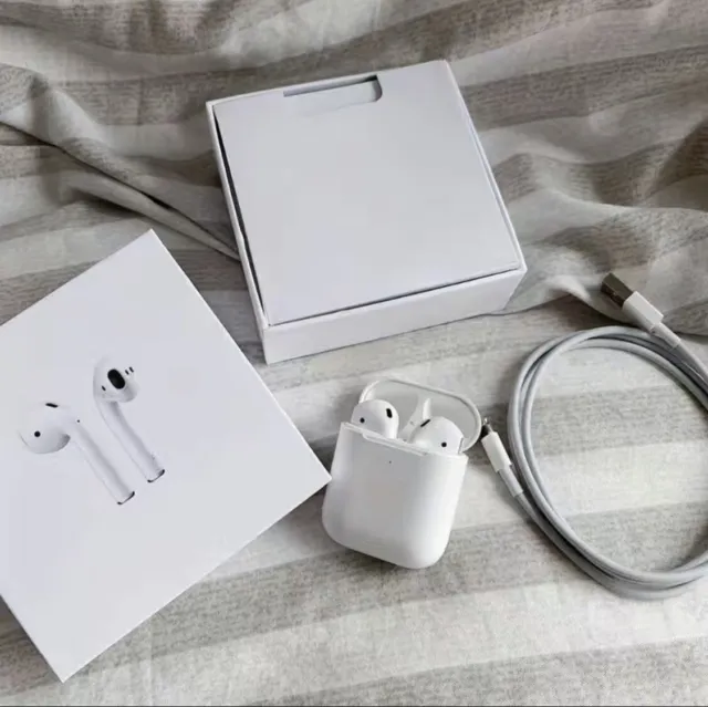 AirPods 2nd Generation with Charging Case - White