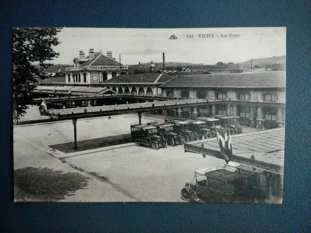 CPA ALLIER VICHY LA GARE  jolie vue