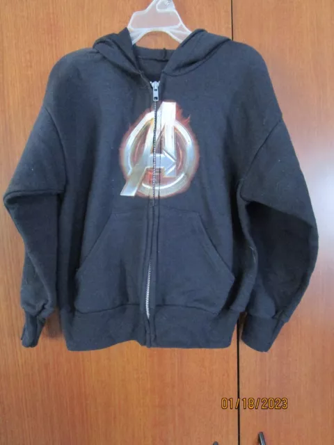 Disney World Avengers Hoodie Jacket Boys Sz Small Cotton Poly Chest 33 Length 17