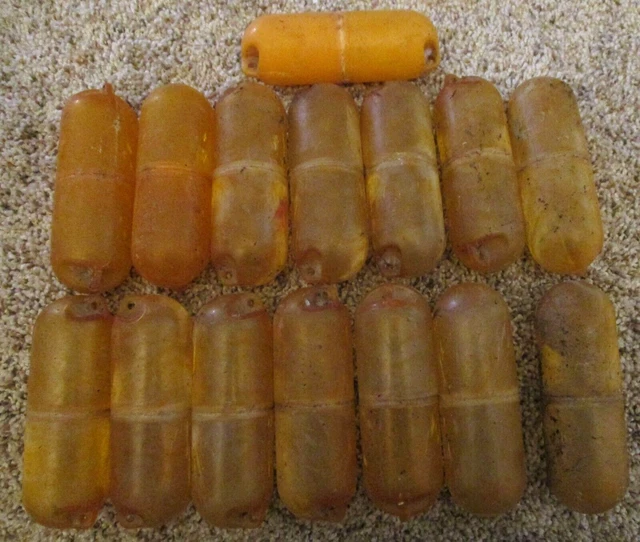 15 Vintage Lake Superior Plastic Fishing Net Floats ~ Original Beach Shore Find