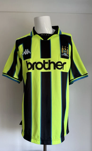 MANCHESTER CITY SCORE Draw 1998 1999 Retro Yellow Black Football