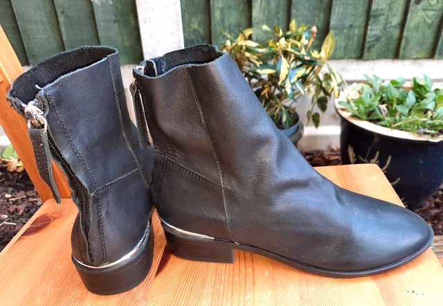 Koko unlined hotsell flat leather boots
